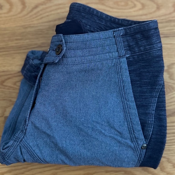 Lululemon Ride On Short (6) - Picture 14 of 16